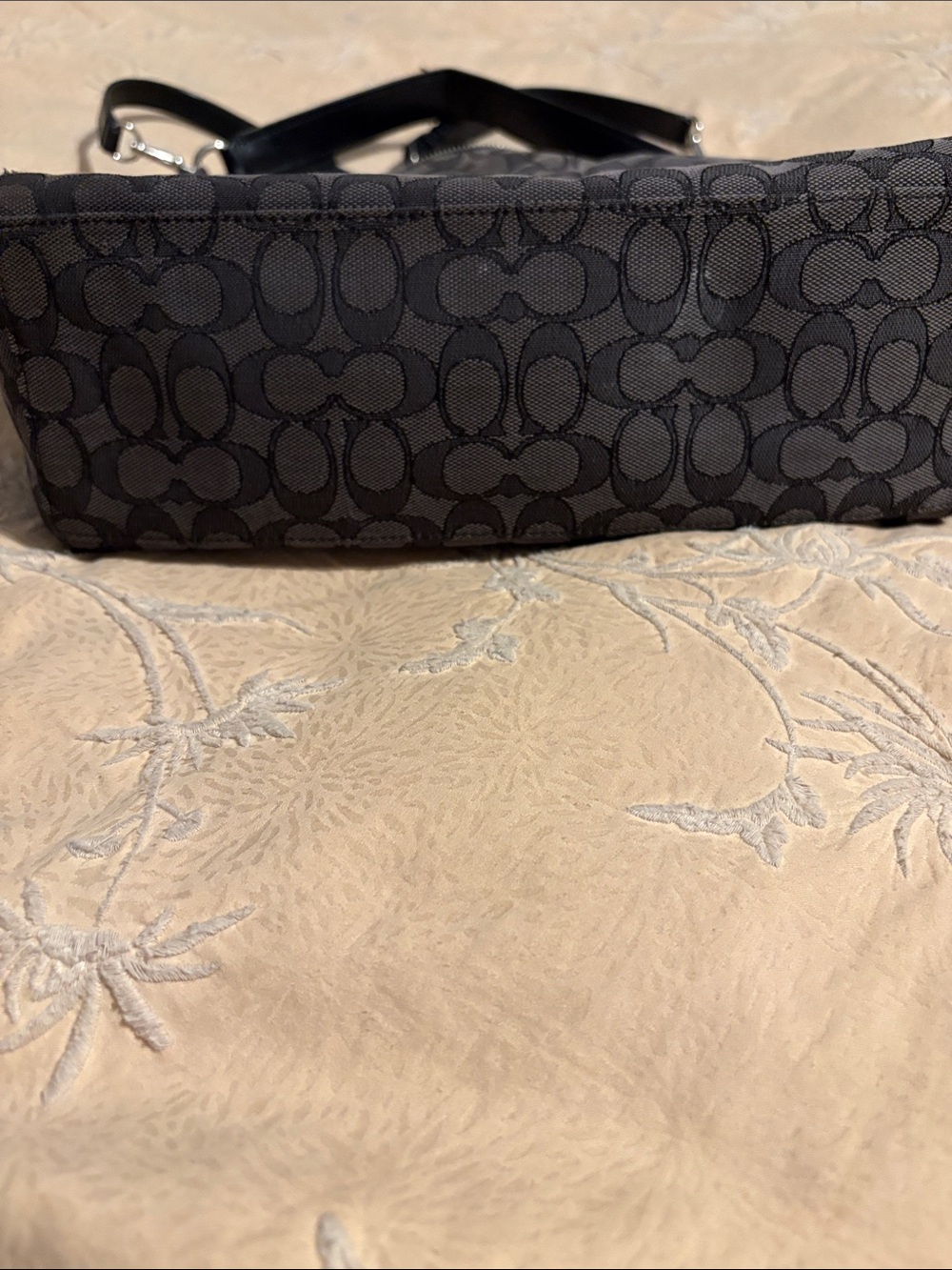 Coach Black Signature Canvas Shoulder Hobo - Picture 9 of 12